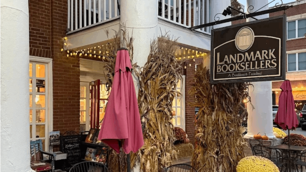 This Charming Tennessee Bookstore Is a Dream Come True for Book Lovers