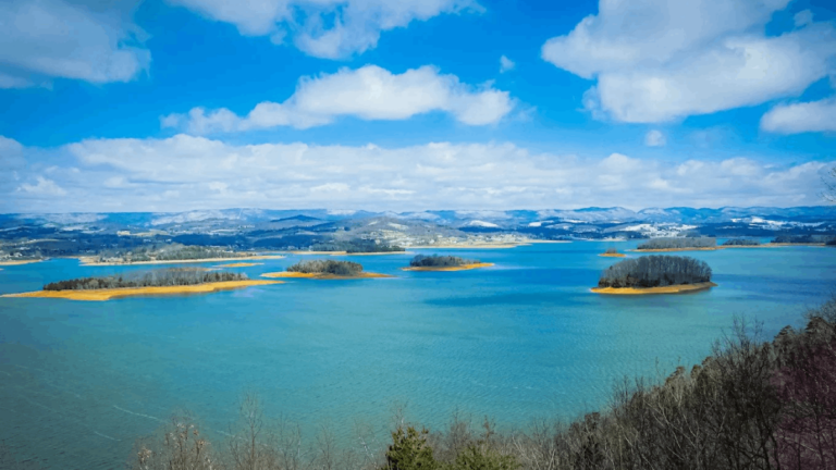This Hidden Tennessee State Park Is Full of Islands, Trails, and Unexpected Natural Beauty