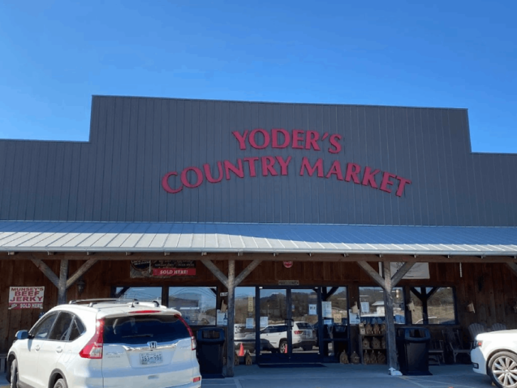 This Massive Mennonite Market in Tennessee Is Packed With Almost Everything You Can Imagine