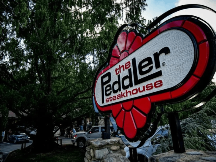 This Stunning Tennessee Restaurant May Be the Most Beautiful One Yet