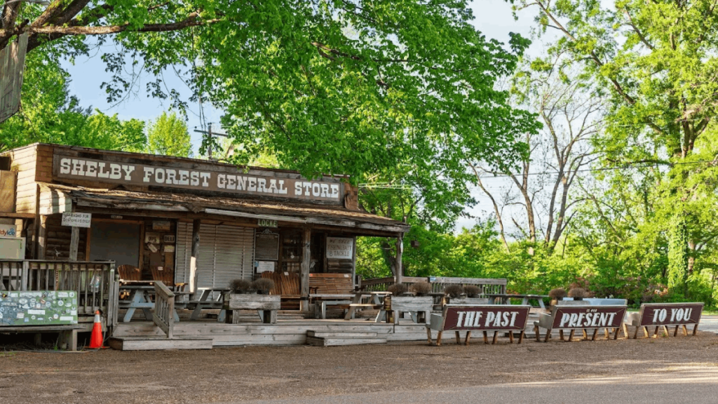 This Tennessee General Store Serves a Cheeseburger Locals Swear Is One of the Best in the State
