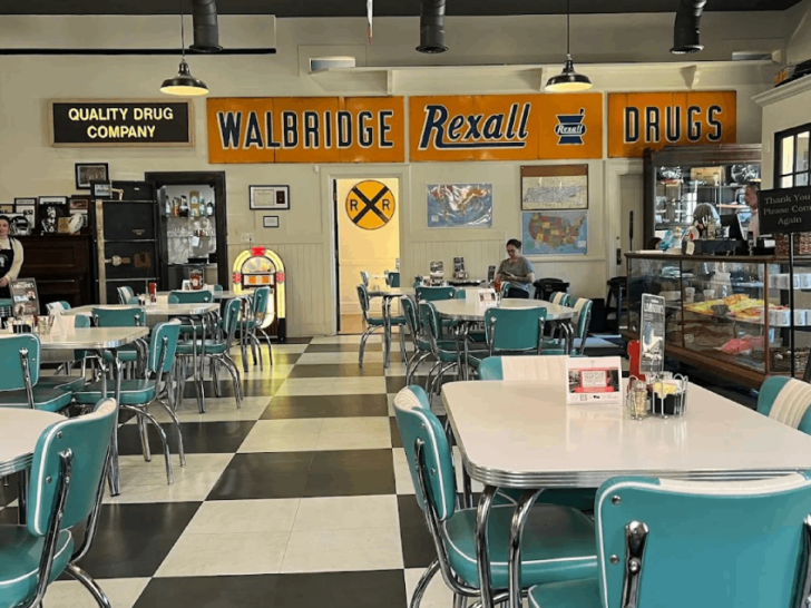 10 Old-Fashioned Tennessee Restaurants Where the Food Still Shines