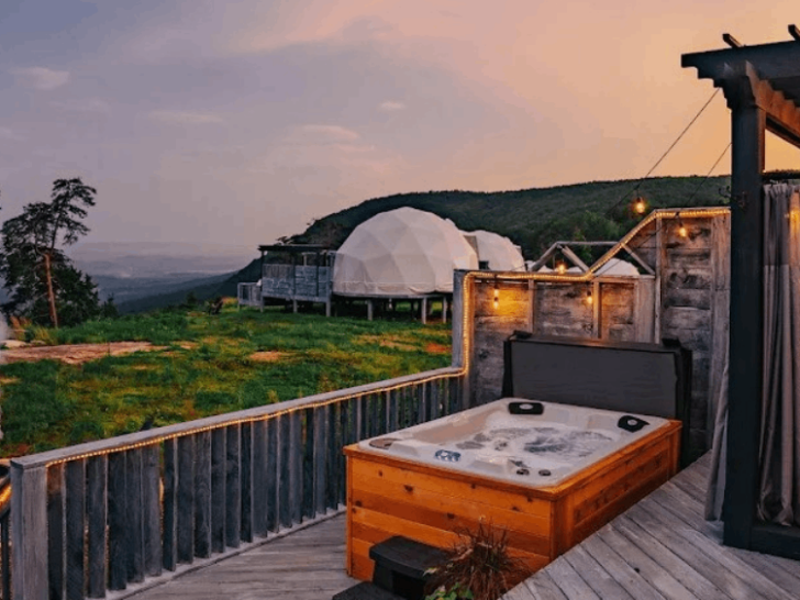 10 Tennessee Glamping Spots So Good, You'll Never Want to Book a Hotel Again