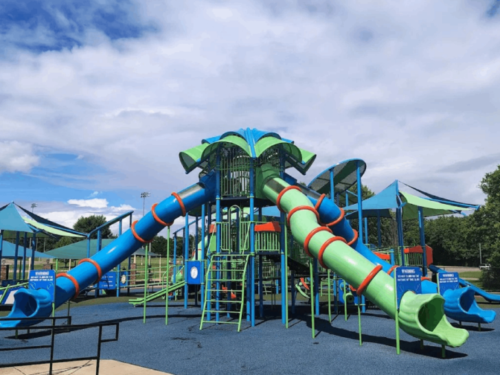 10 Tennessee Parks That Are Perfect for a Fun Family Day Outside