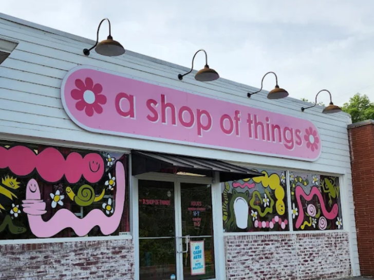10 Tennessee Shopping Spots Where the Browsing Is Half the Fun