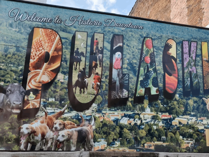 10 Tennessee Towns That Still Feel Like the Good Old Days