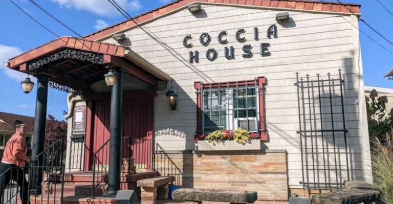 10 Unassuming Restaurants In Ohio That Serve Surprisingly Good Pizza