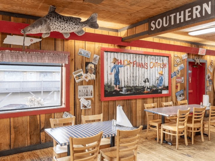11 Popular Tennessee Catfish Restaurants That Fry It Up to Golden Perfection