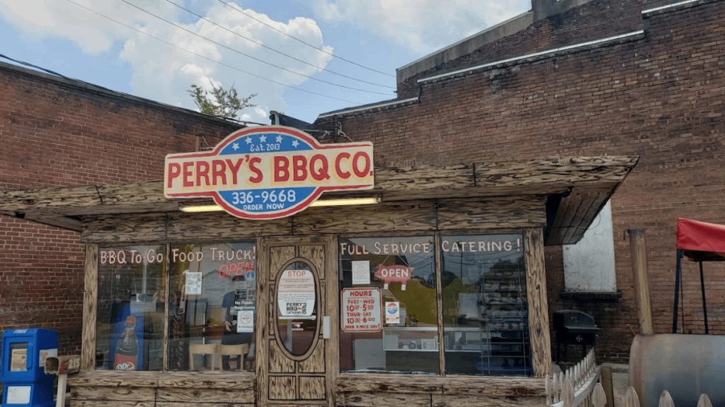 11 Tennessee Smokehouses BBQ Fans Say Are the Real Deal