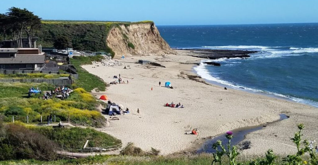 11 Dreamy California Beaches Perfect for Easy Sea Glass Finds