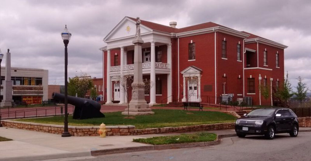 12 Affordable Virginia Cities Where Retirees Can Live Comfortably on $1,200 a Month