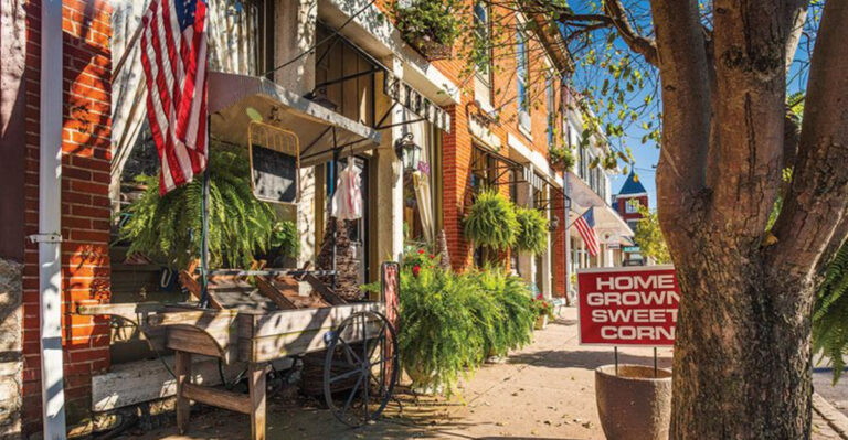 12 Charming Small Towns In Ohio You Should Visit This Spring