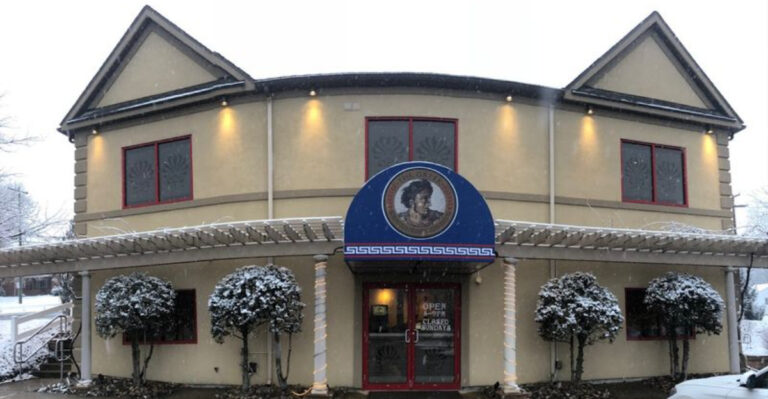 12 Greek Restaurants In Pennsylvania That Food Lovers Swear By