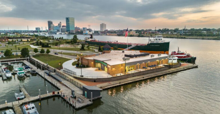12 Weird But Wonderful Ohio Museums That Are Absolutely Worth A Road Trip