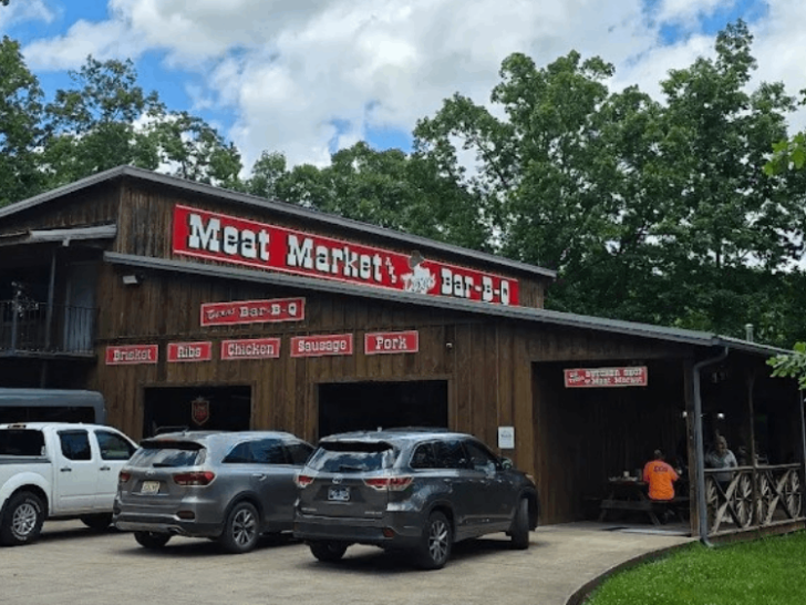 13 Unassuming Tennessee Restaurants You'll Be Glad You Drove To