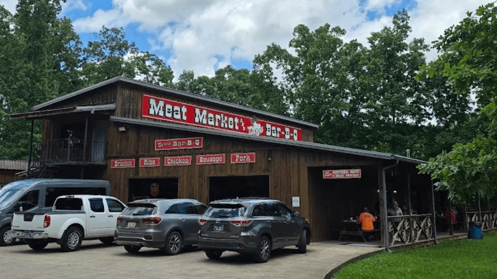 13 Unassuming Tennessee Restaurants You'll Be Glad You Drove To