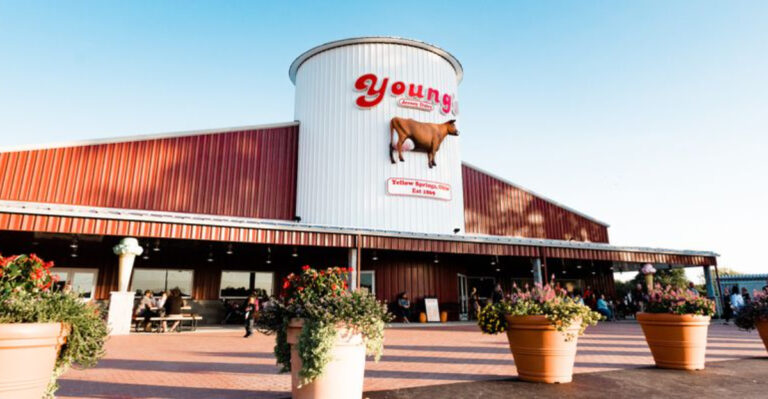 13 Ohio Comfort Dessert Stops That Know Exactly How To Boost Your Mood