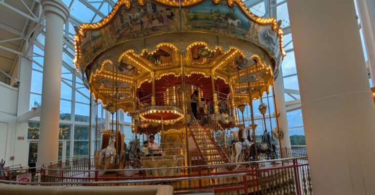 14 New Jersey Shopping Malls That Still Deliver an All-Day Experience
