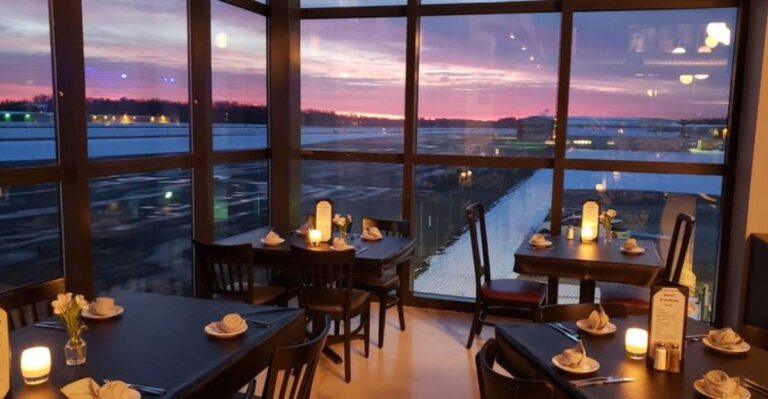14 One-of-a-Kind Pennsylvania Restaurants That Feel Like Tourist Attractions