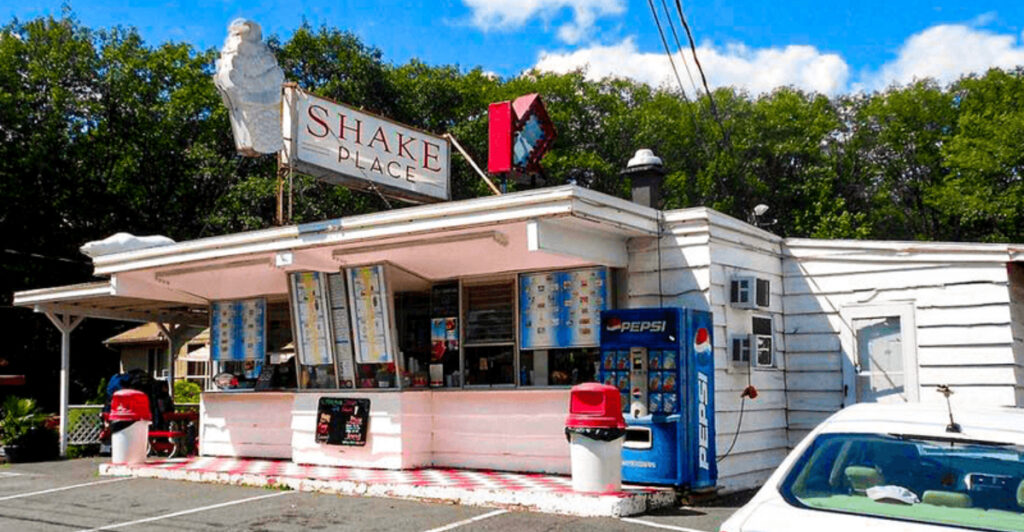 15 Drive-In Restaurants Across Pennsylvania Serving a Taste of Nostalgia