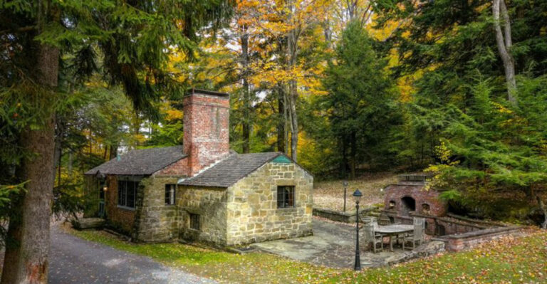 15 Pennsylvania Restaurants Where the Location Is Part of the Experience