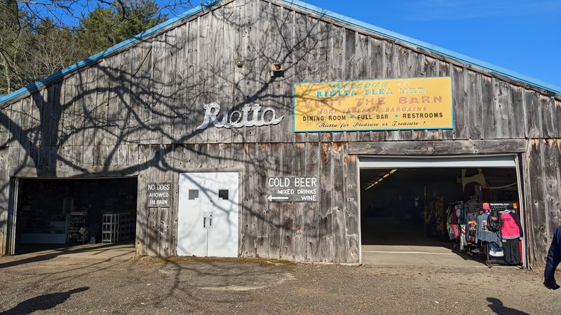 Rietta Flea Market (Hubbardston)