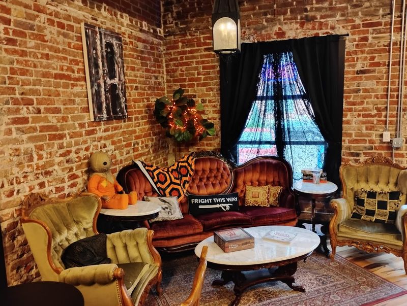 Spooky Details That Still Feel Cozy and Livable
