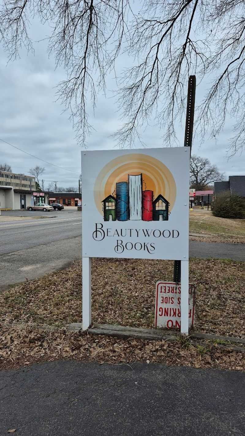 Beautywood Books (North Little Rock)