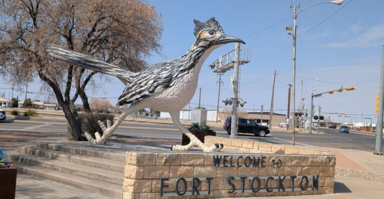8 Insanely Large Roadside Attractions You Can Only See in Texas