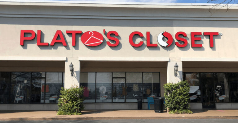 9 Massive Secondhand Stores In Ohio Shoppers Happily Plan Around