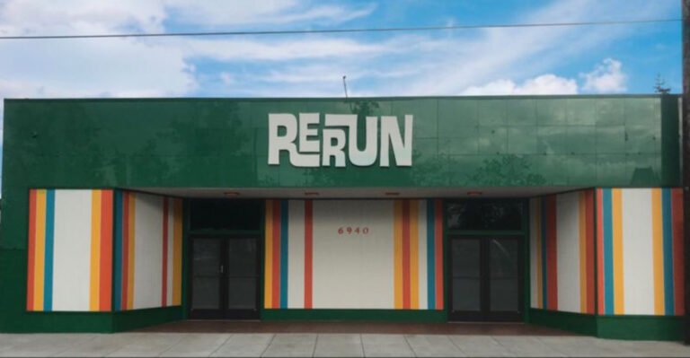 9 Massive Thrift Stores in Oregon Where Bargain Hunters Score Big