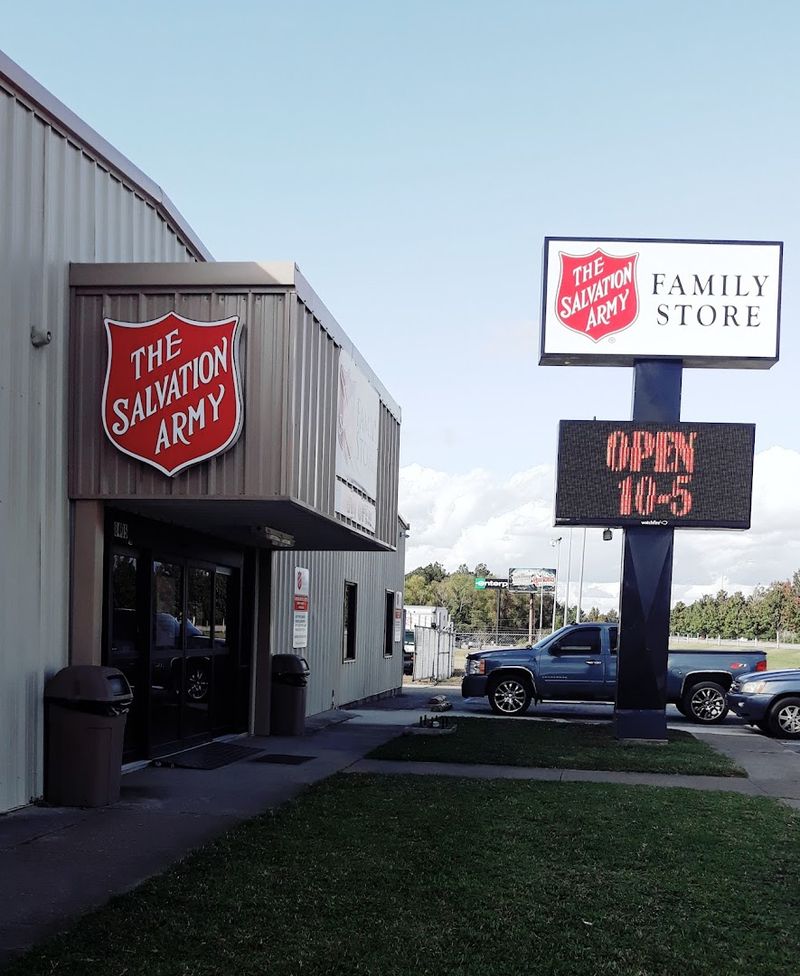Salvation Army Family Store Thrift & Consignment (Gulfport)
