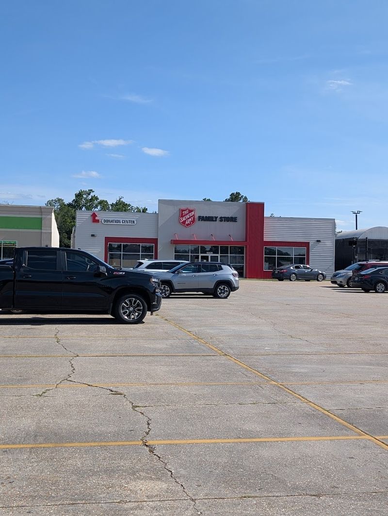 Salvation Army Family Store (Baton Rouge)