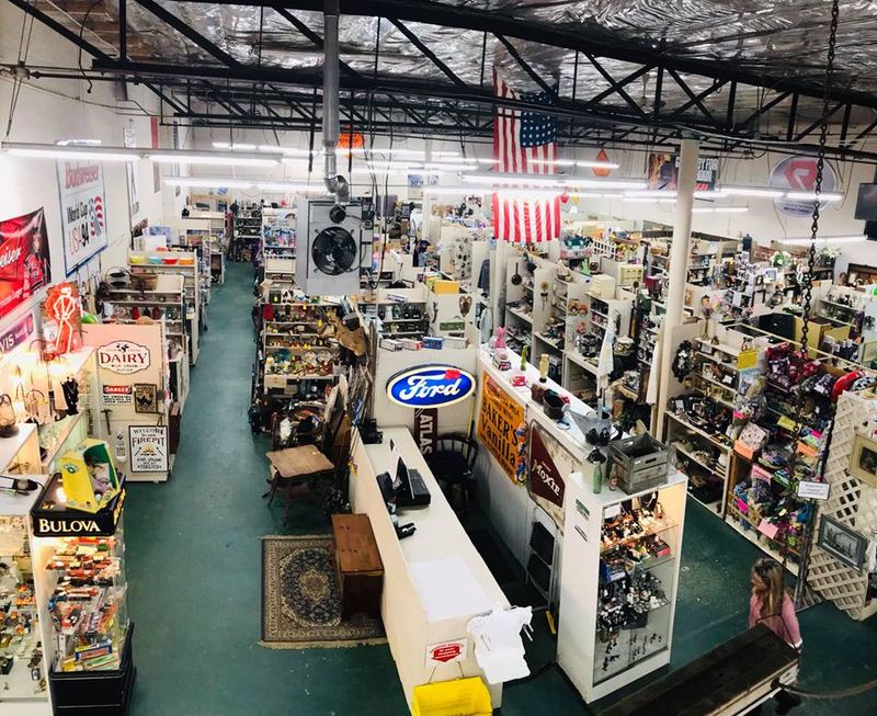 Yankee Flea Market (Palmer)