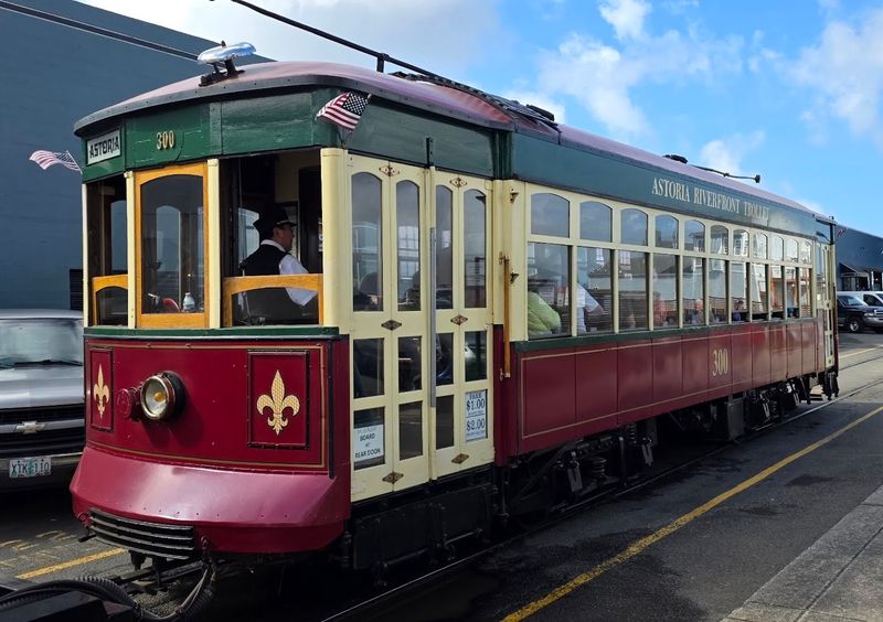Astoria Riverfront Trolley Ride