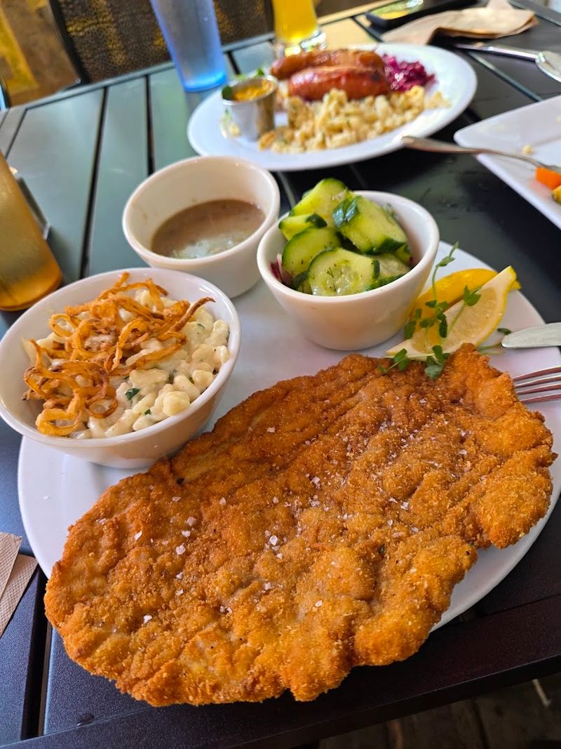 Guglhupf Restaurant (Durham)