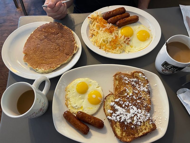 The $7.50 Breakfast Everyone Talks About