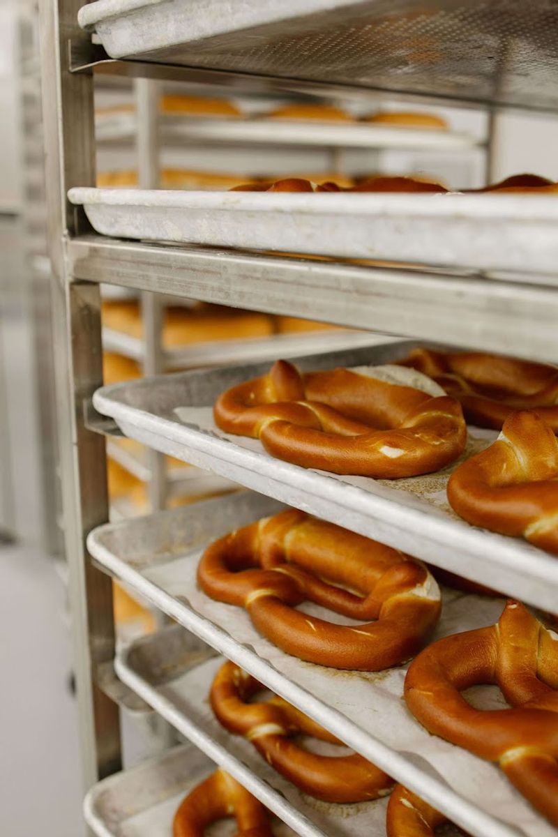 Aki&rsquo;s Bread Haus (Minneapolis, MN)