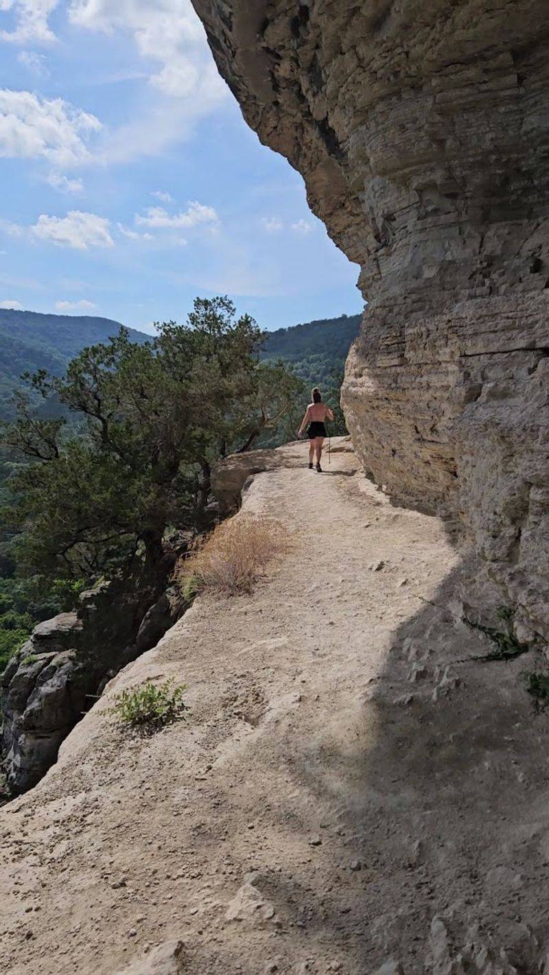 Big Bluff / Goat Trail