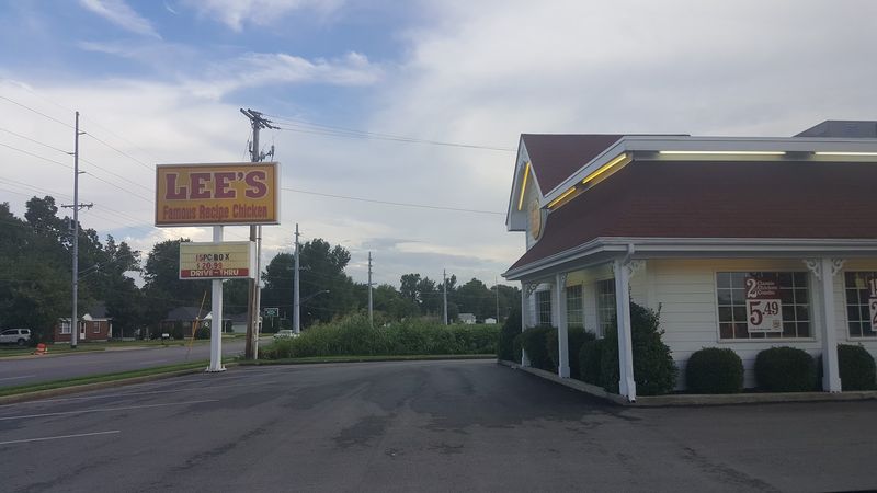 Lee&rsquo;s Famous Recipe Chicken (Multiple KY locations)