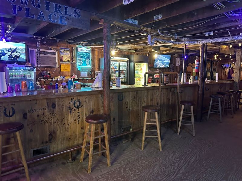 Where To Eat and Hang Out