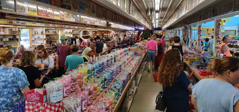 Candy Universe, Aisle After Aisle