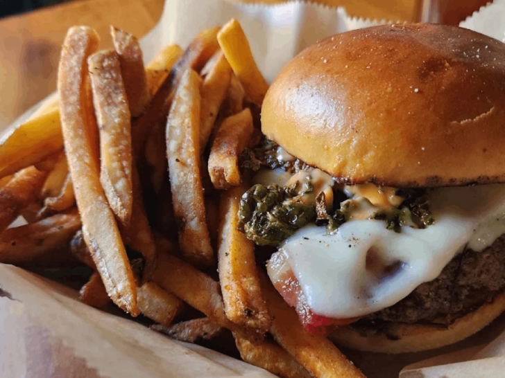 Tennessee Foodies Are Traveling Far and Wide for the Epic Burgers at This Spot