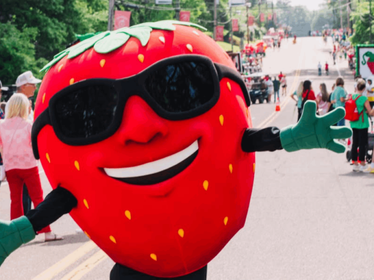 Tennessee's Strawberry Festival Returns This May With Plenty of Sweet Tradition