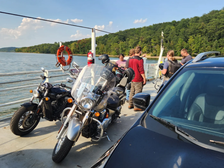The Best $2 You’ll Spend In Tennessee Is This Ferry Ride Across The River