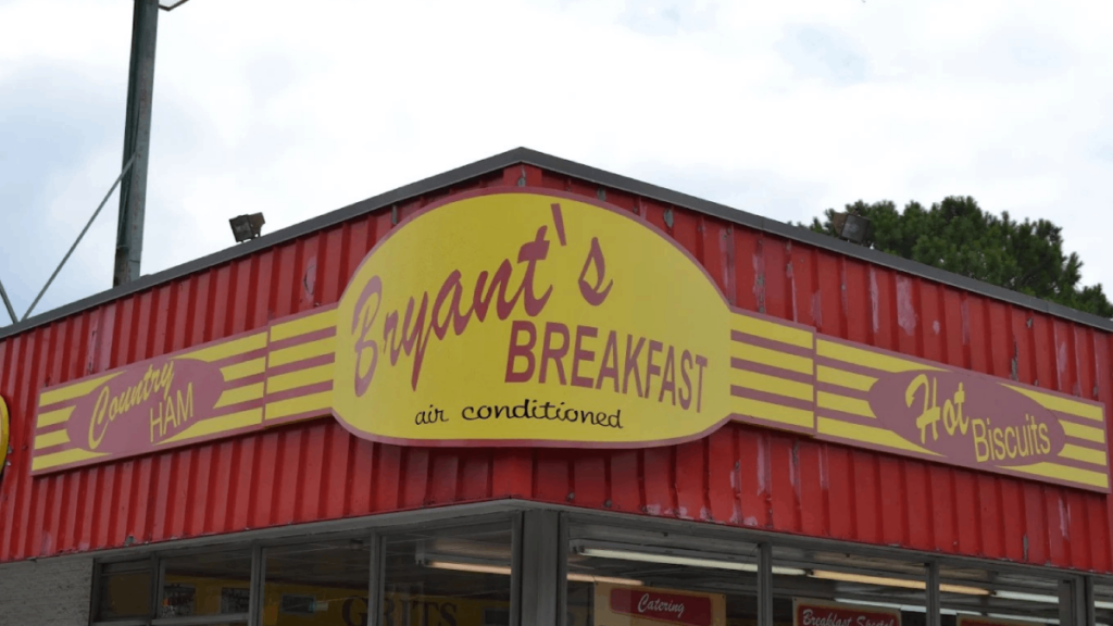 The Country Ham at This Classic Tennessee Diner Is the Stuff of Legend