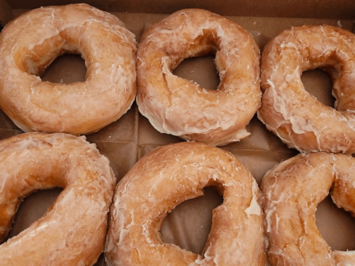 These 10 Spots Make the Best Glazed Donuts in Tennessee, Hands Down