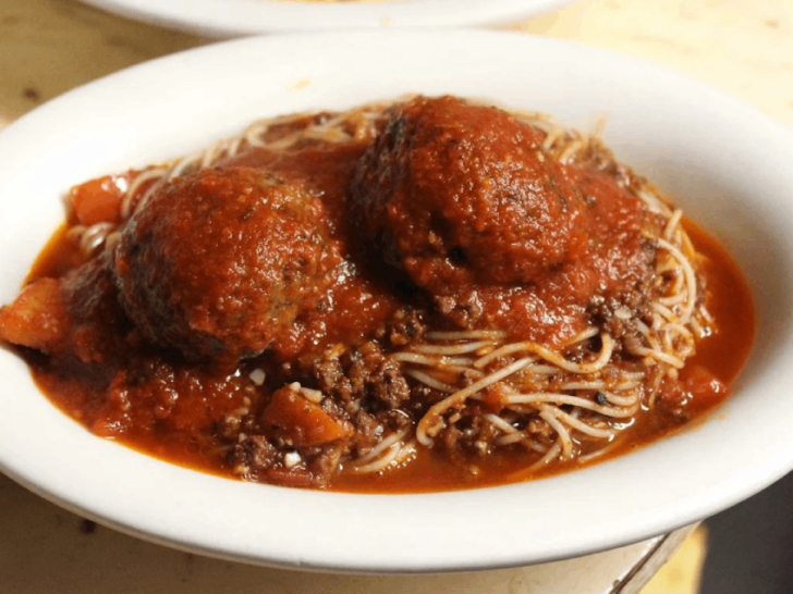 These 13 Small Italian Restaurants In Tennessee Are Worth Every Minute Of The Wait