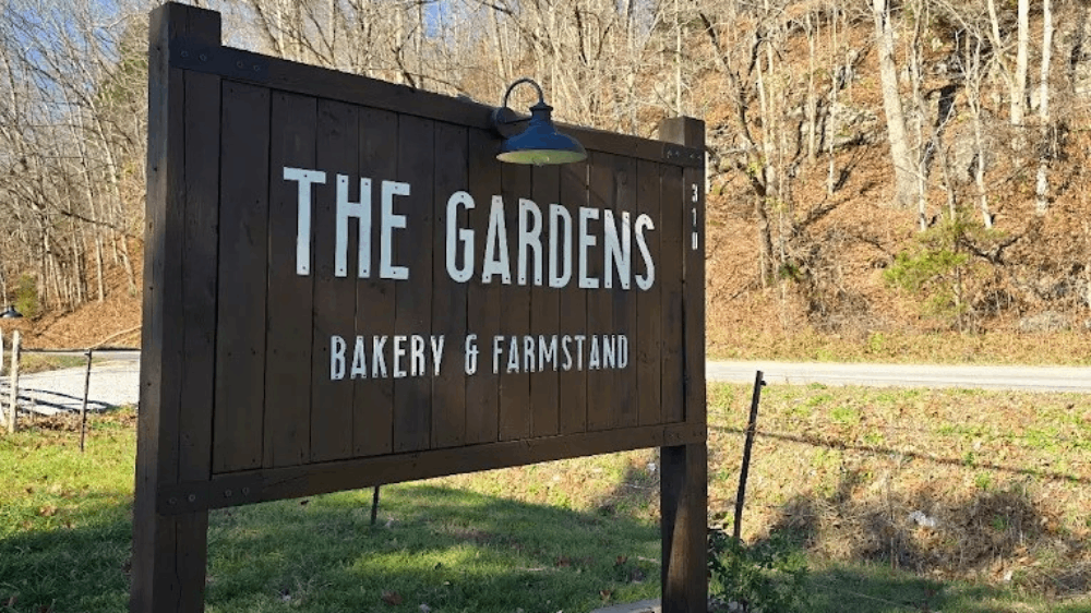 This Charming Tennessee Farmstand and Bakery Is Filled With Fresh Flowers, Heirloom Veggies, and Homemade Treats