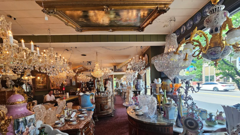 This Enormous Tennessee Antique Store Is Where $35 Can Go a Surprisingly Long Way